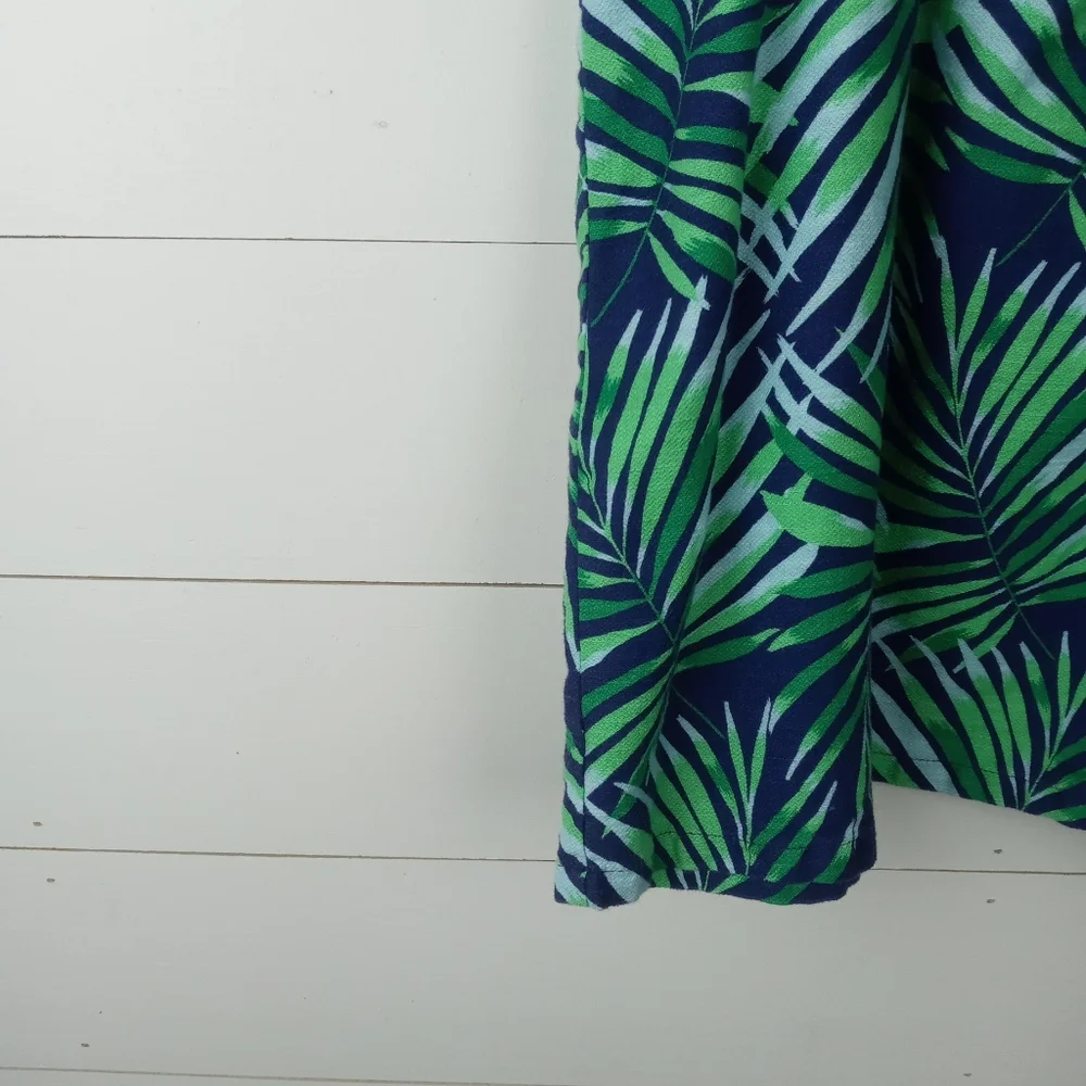 Old Navy girls size 14 palm design blouse with ruffle elastic straps navy